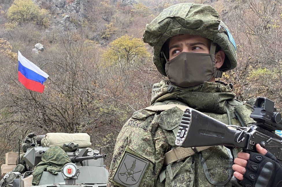 Mantan Marinir AS Sebut Tentara Rusia 'Lebih Buruk Dari ISIS'